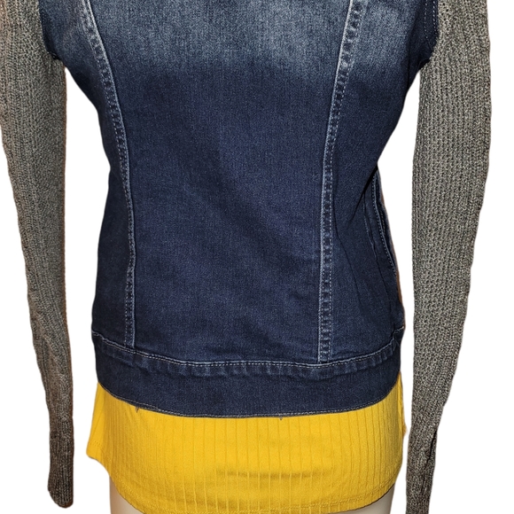 Jean jacket - Picture 7 of 15